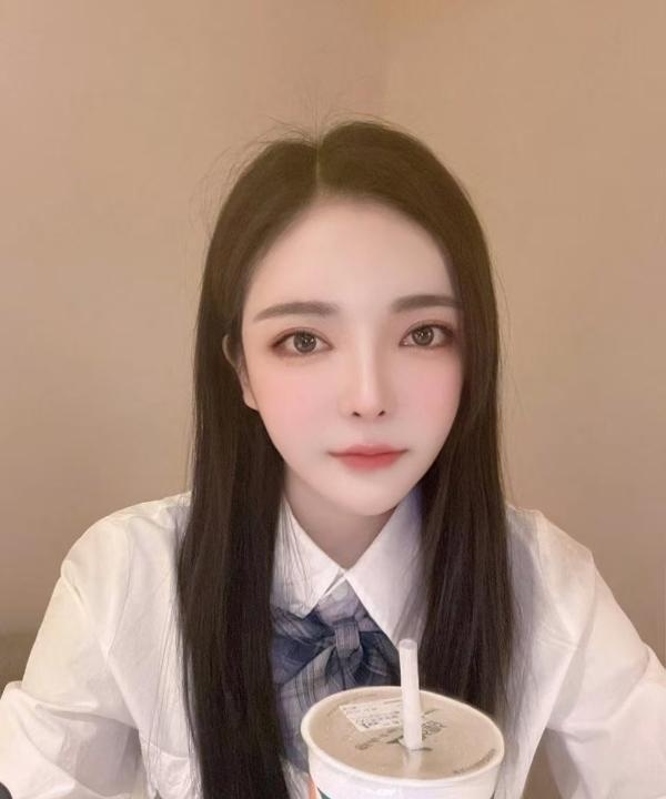 静安菲菲小美女