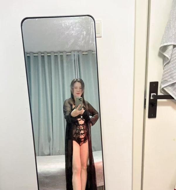瑶海肤白少妇甜甜