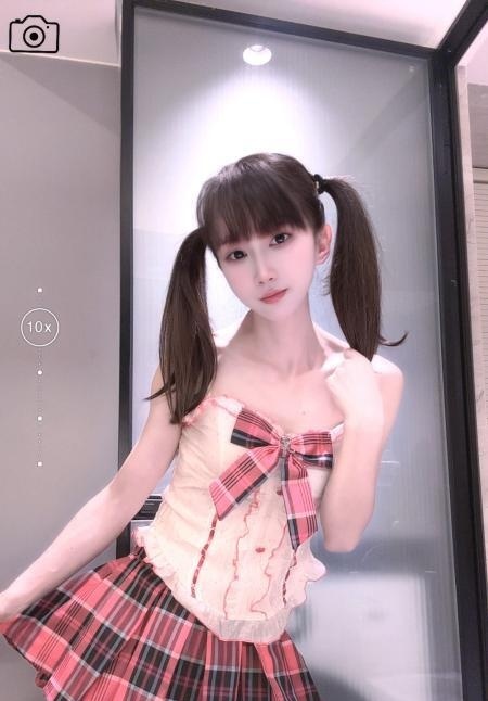 JK双马尾小姐姐