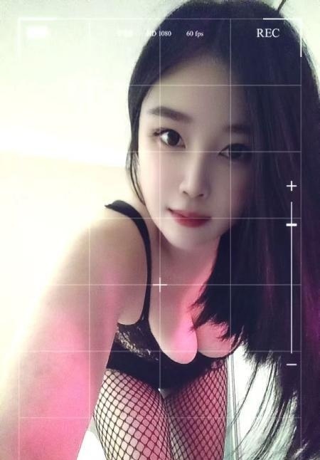 真莞式G奶姐姐