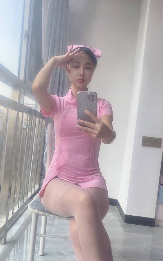 西湖深喉丽丽