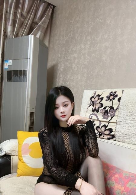 吴中E奶黑丝诱惑安琪