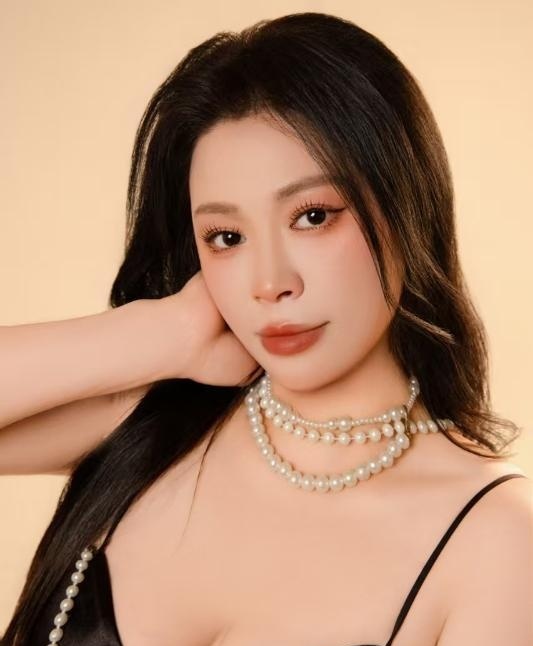 西山风骚少妇