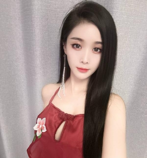 粉b细腰颜值女友萱萱