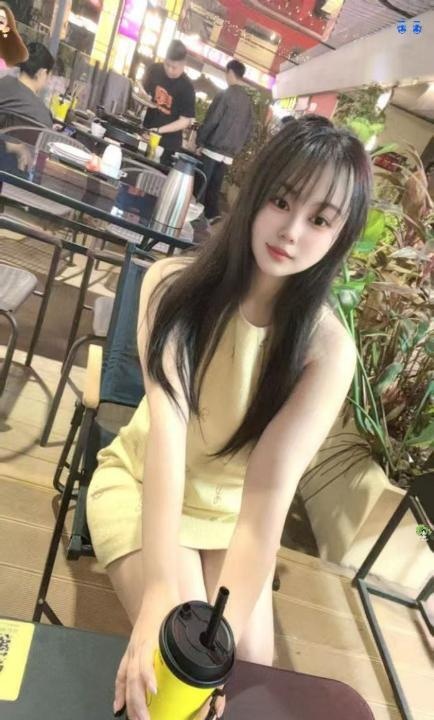 丰满小坦肥臀悦悦