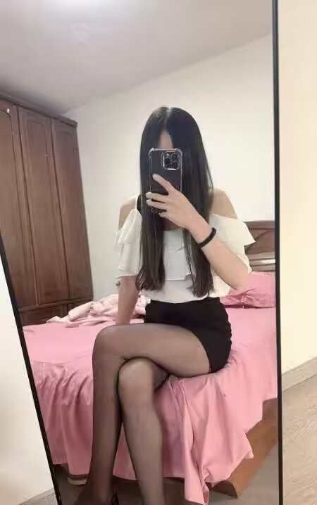 彩霞街少妇回归