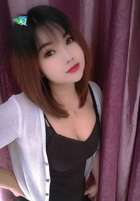 新建大胸服务姐姐