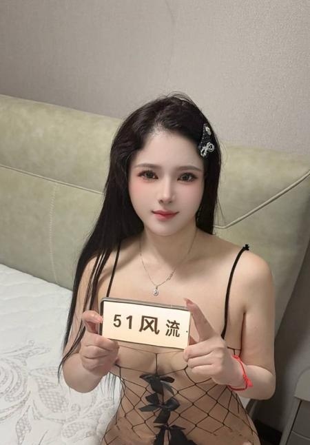 上城翘臀欲女雅琪