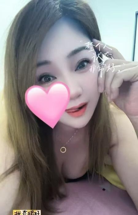 海珠肥臀少妇月儿