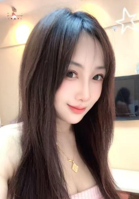 秦淮高颜值气质美女