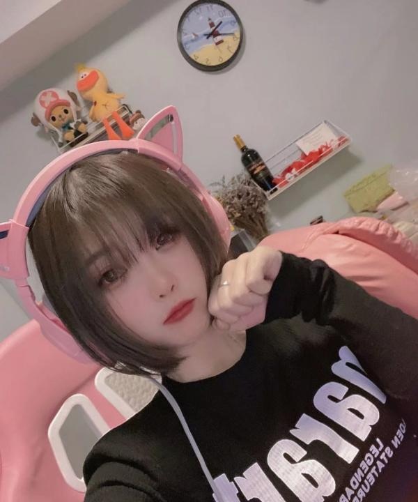 雨花可爱小迷妹