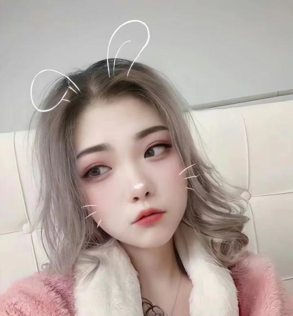 雨花可爱小迷妹