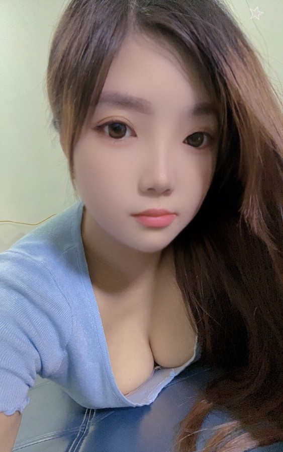 美容院兼职美女