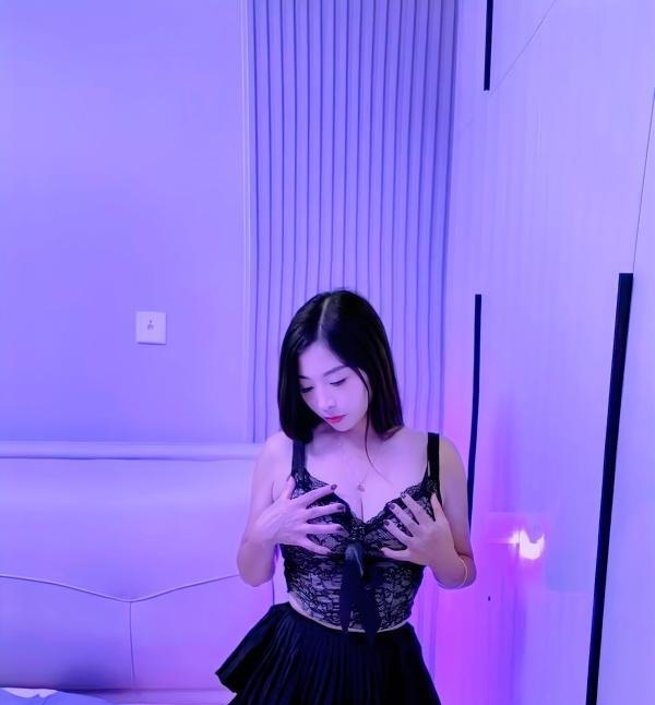 上城小骚妇冰冰