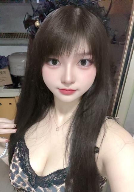 坂田可爱闹闹