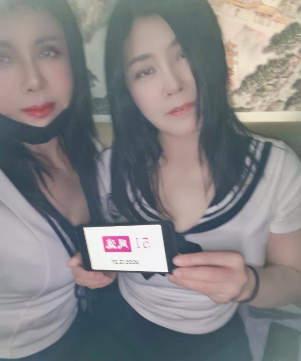 双飞风骚姐妹花
