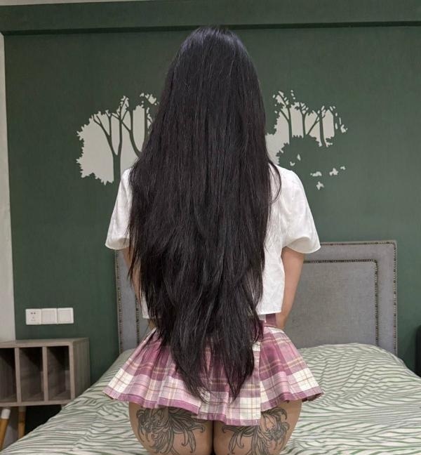 花臀小网红