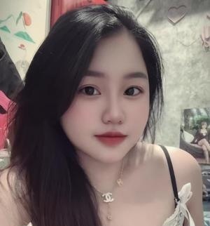 道里微胖巨乳精神小妹