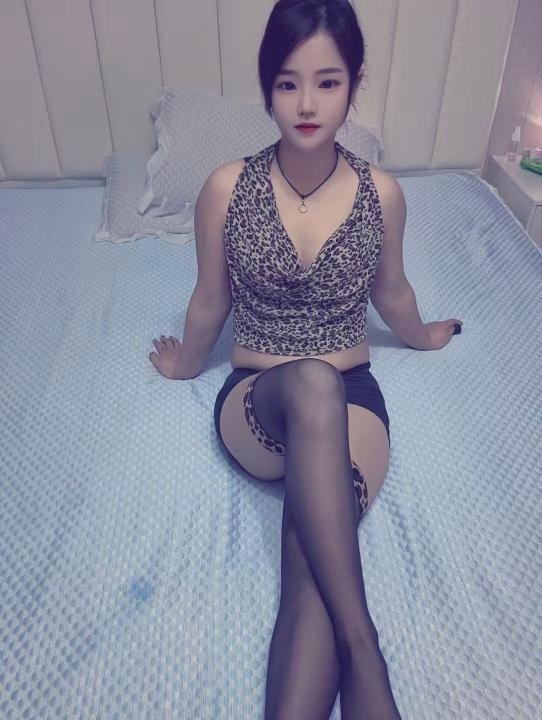 杭州性感纯欲女神安然
