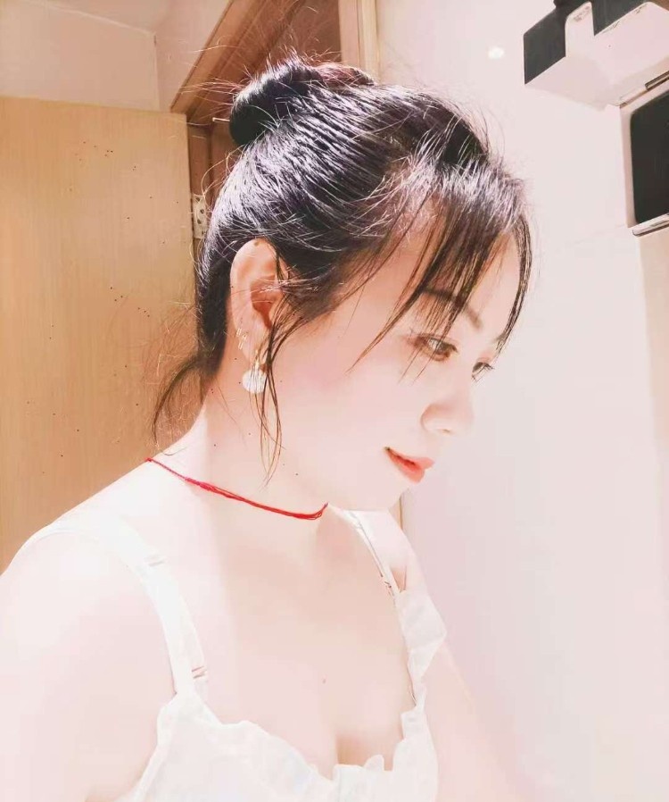 柳州市性感媚娘