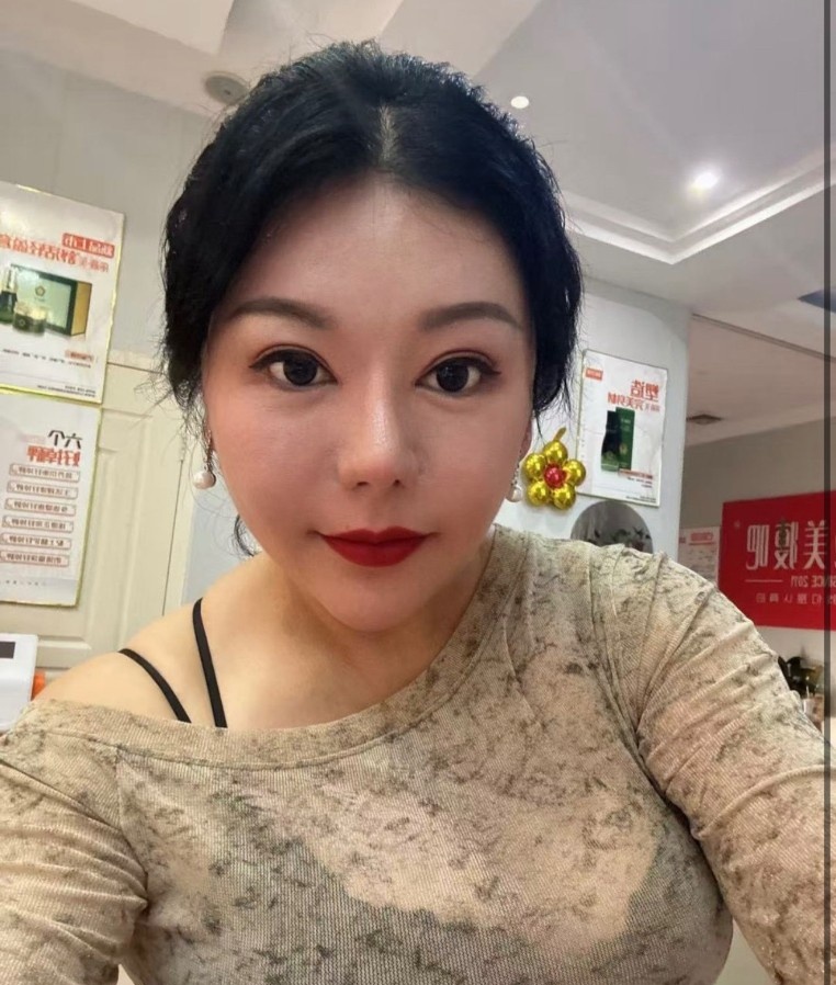 南京丰乳肥臀雪儿