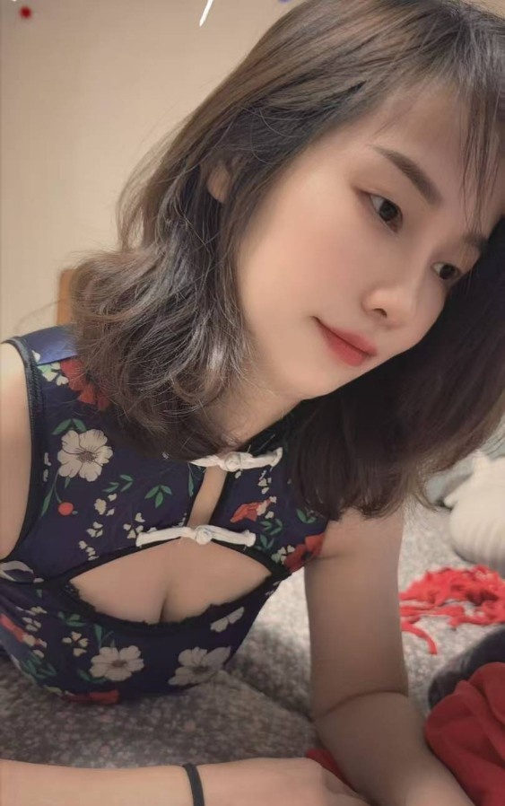 服务超棒美女