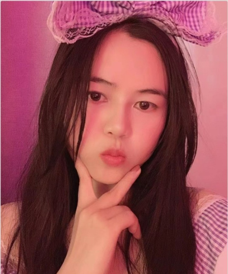 骚货小苍井