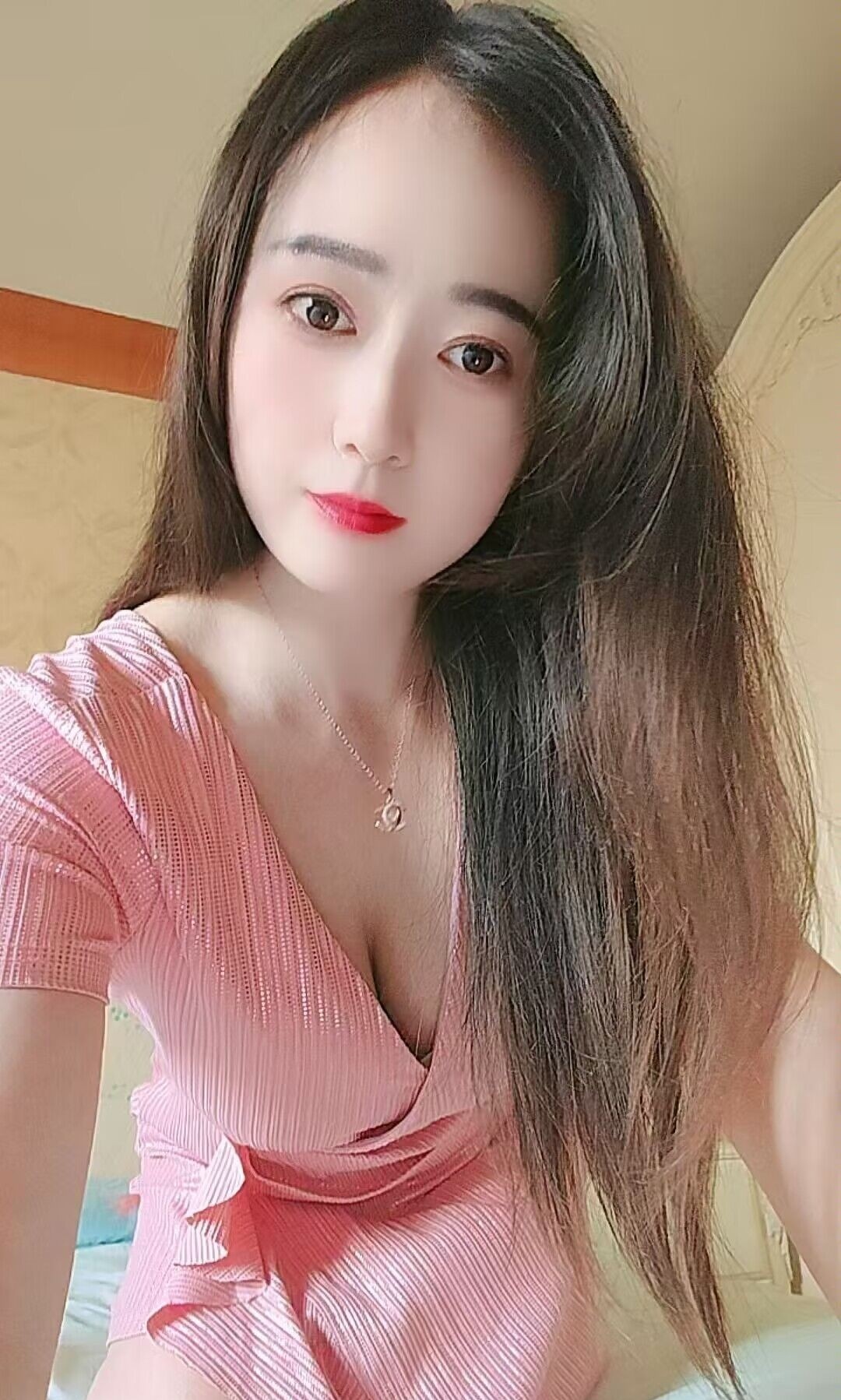 浦东新区优雅小妮