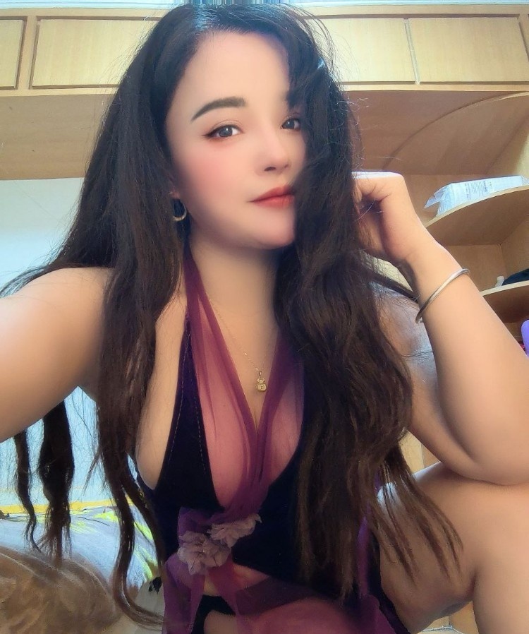 金桥大奶少妇