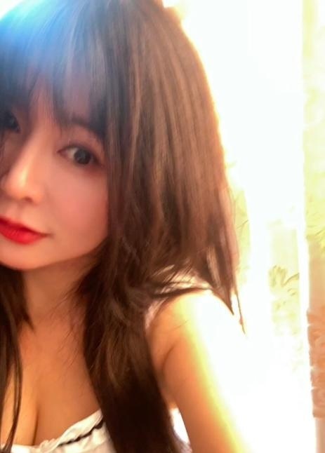 新宫服务性小姐姐希希