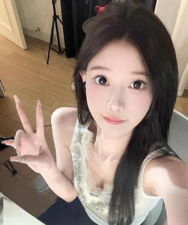 清纯可爱小妹子