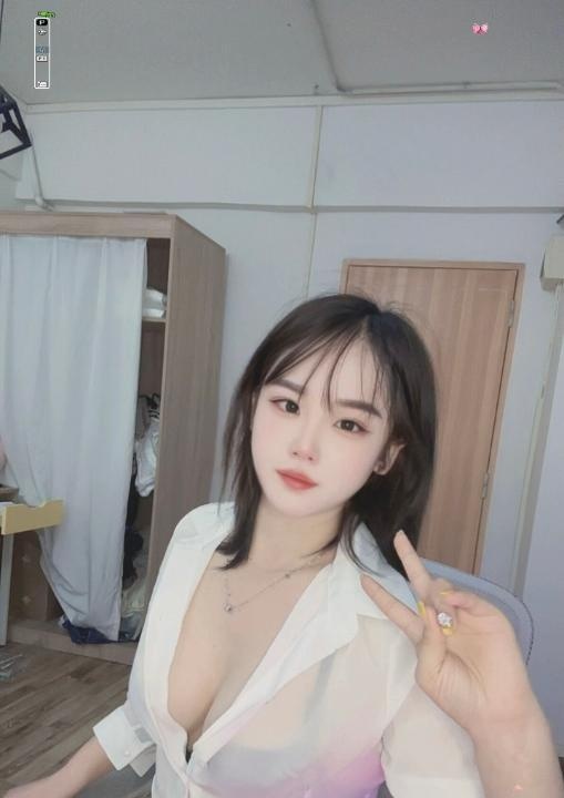 龙华颜值淼淼妹子