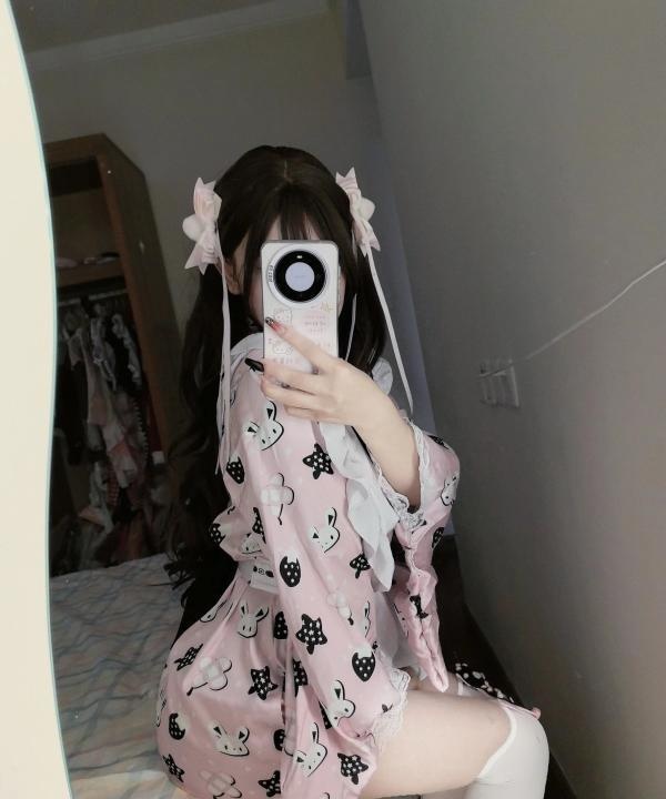 嫩妹萝莉小葡萄