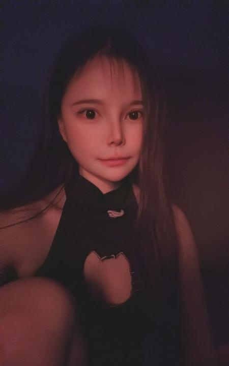 自聊诗诗SM