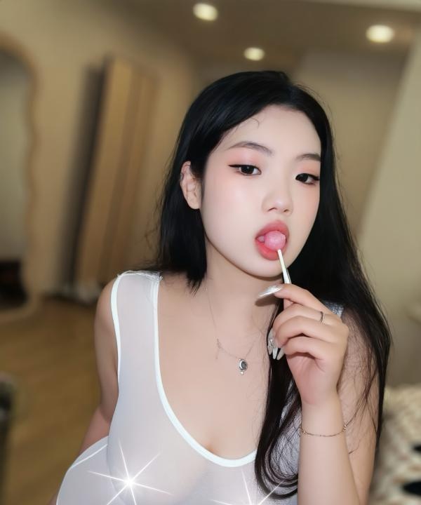 南城kk白虎嫩妹