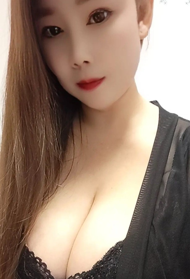 蜀山丰胸肥臀熟女