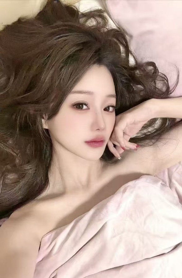 巨乳御姐金玥玥