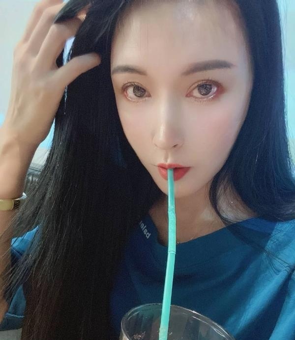 大胸骚桐