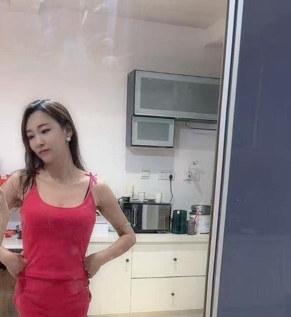 性价比服务型少妇