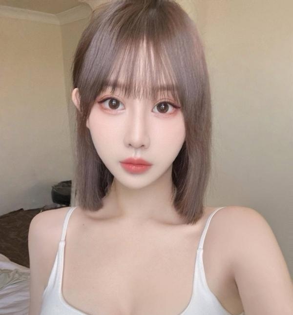 蜜桃臀健身小姐姐