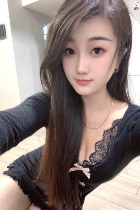 坂田舌吻小蛮腰雯雯
