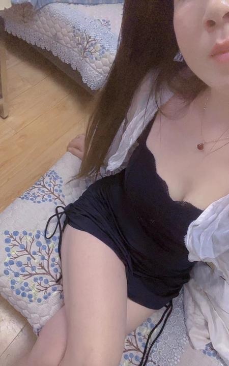 温柔兼职美女
