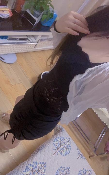 温柔兼职美女