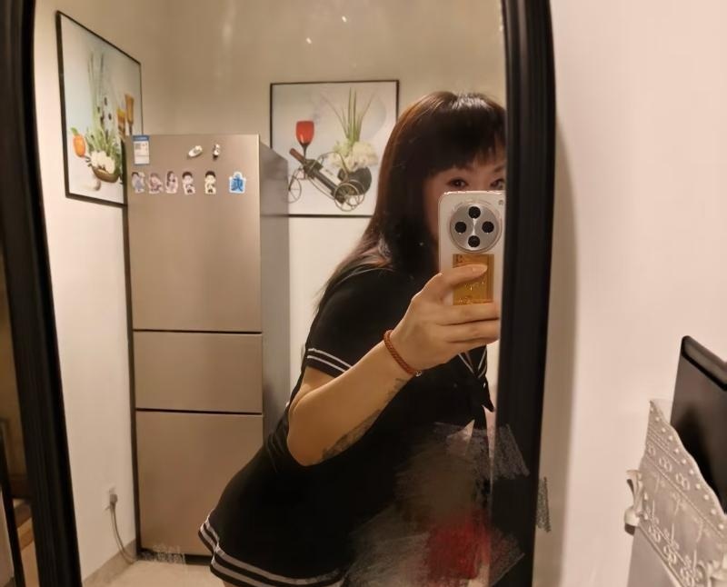 服务系熟女玲玲