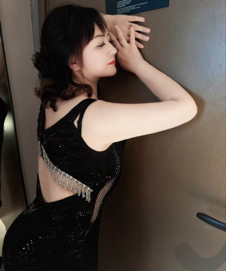 丰满成熟少妇