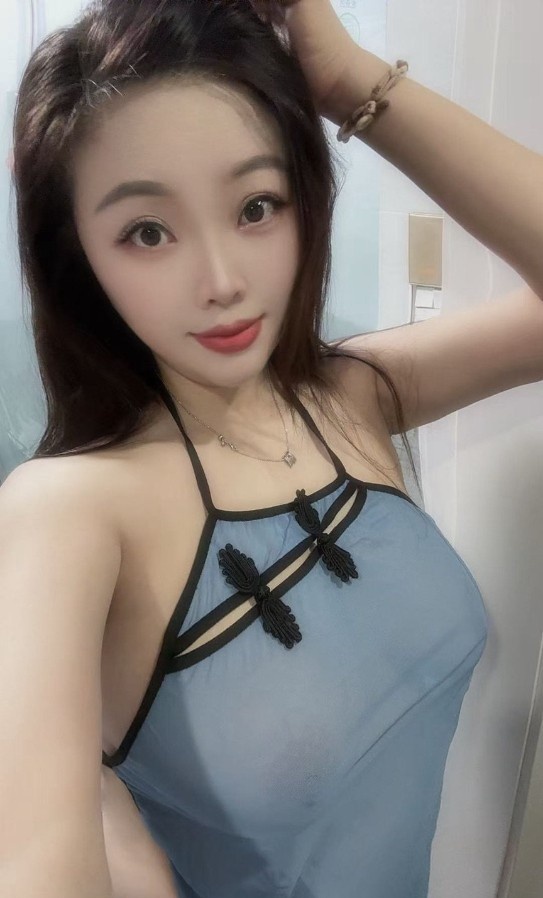 蜜桃臀小七夹劲可以