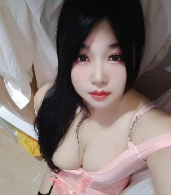性感大胸骚妹馨儿