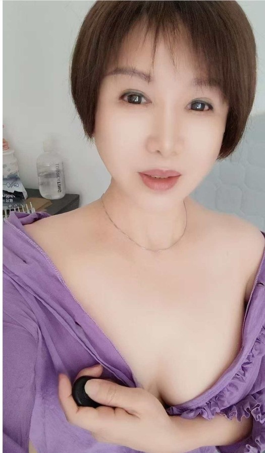 妖娆骚妇花样多