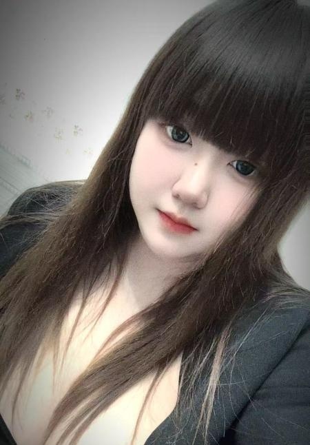 香坊E乳坦克
