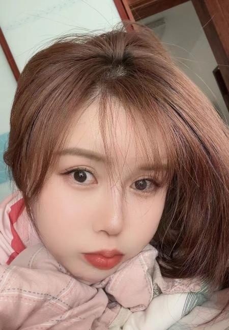 清纯甜妹女友